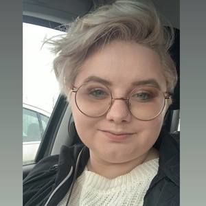 Meet your Posher, Sabrina